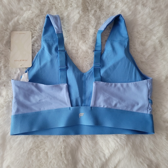 🩵FABLETICS BRAND NEW SPORT BRA SIZE L - Picture 6 of 7